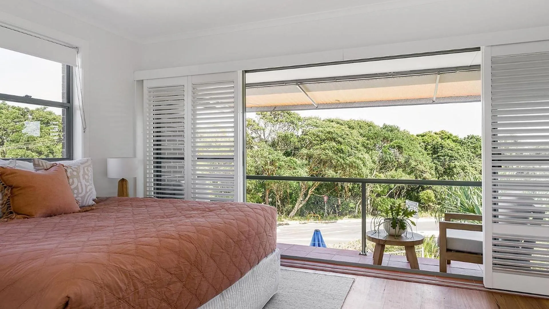 1 James Cook Apartments - Opposite Clarkes Beach Byron Bay Australien